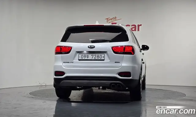 Kia Sorento 2019 2.0 автомат (гидро), миниатюра 4 Kia Sorento 2019 2.0 автомат (гидро), миниатюра 4