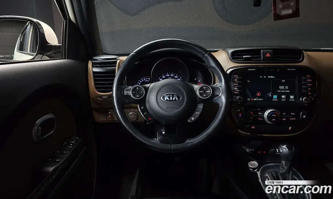 Kia Soul 2014 1.6 автомат (гидро), фото 13 Kia Soul 2014 1.6 автомат (гидро), фото 13