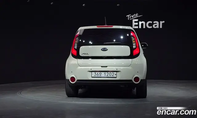 Kia Soul 2014 1.6 автомат (гидро), миниатюра 4 Kia Soul 2014 1.6 автомат (гидро), миниатюра 4