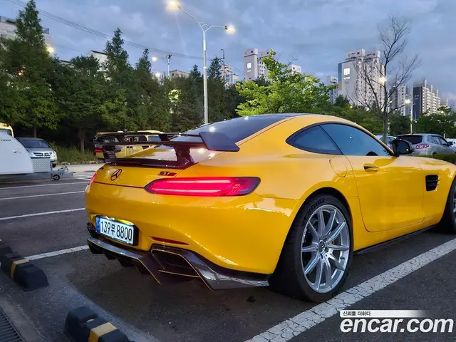 Mercedes-Benz AMG GT 2016 4.0 автомат (гидро), миниатюра 4