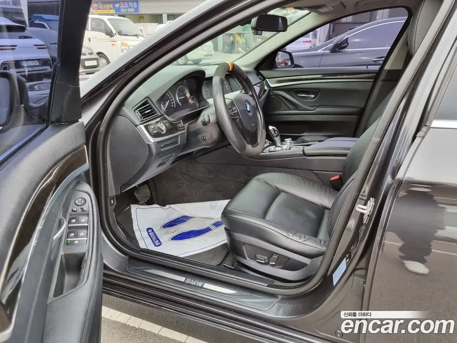 BMW 5 серия 2011 2.0 автомат (гидро), фото 15