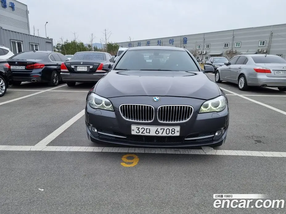 BMW 5 серия 2011 2.0 автомат (гидро), фото 3