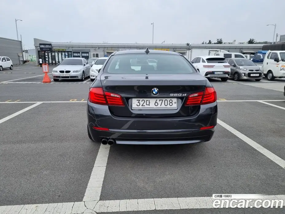 BMW 5 серия 2011 2.0 автомат (гидро), фото 4