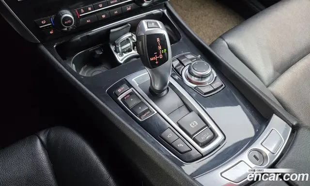 BMW 5 серия 2013 2.0 автомат (гидро), миниатюра 9