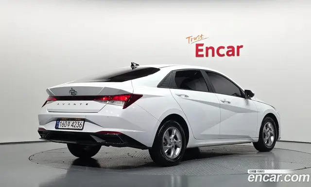 Hyundai Avante 2020 1.6 автомат (гидро), миниатюра 2