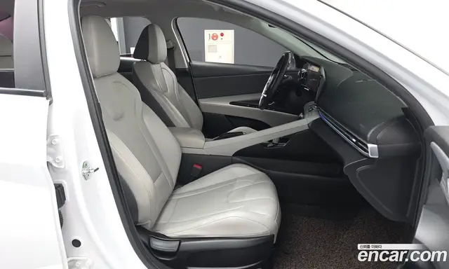 Hyundai Avante 2020 1.6 автомат (гидро), миниатюра 11