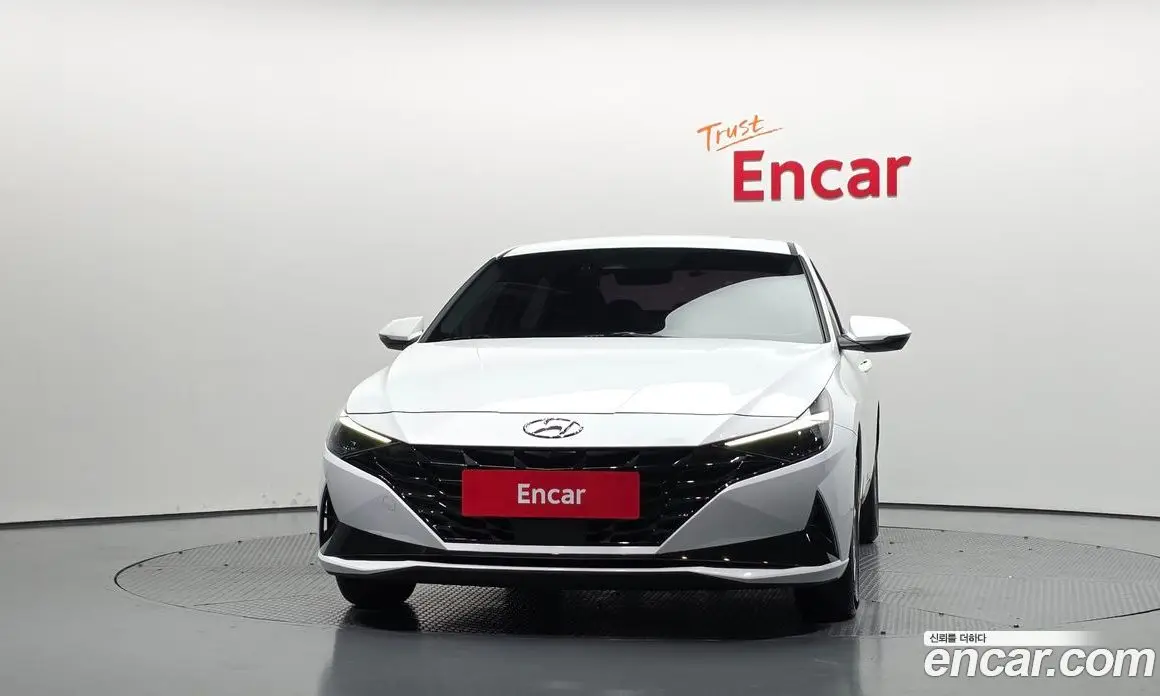 Hyundai Avante 2020 1.6 автомат (гидро), фото 3