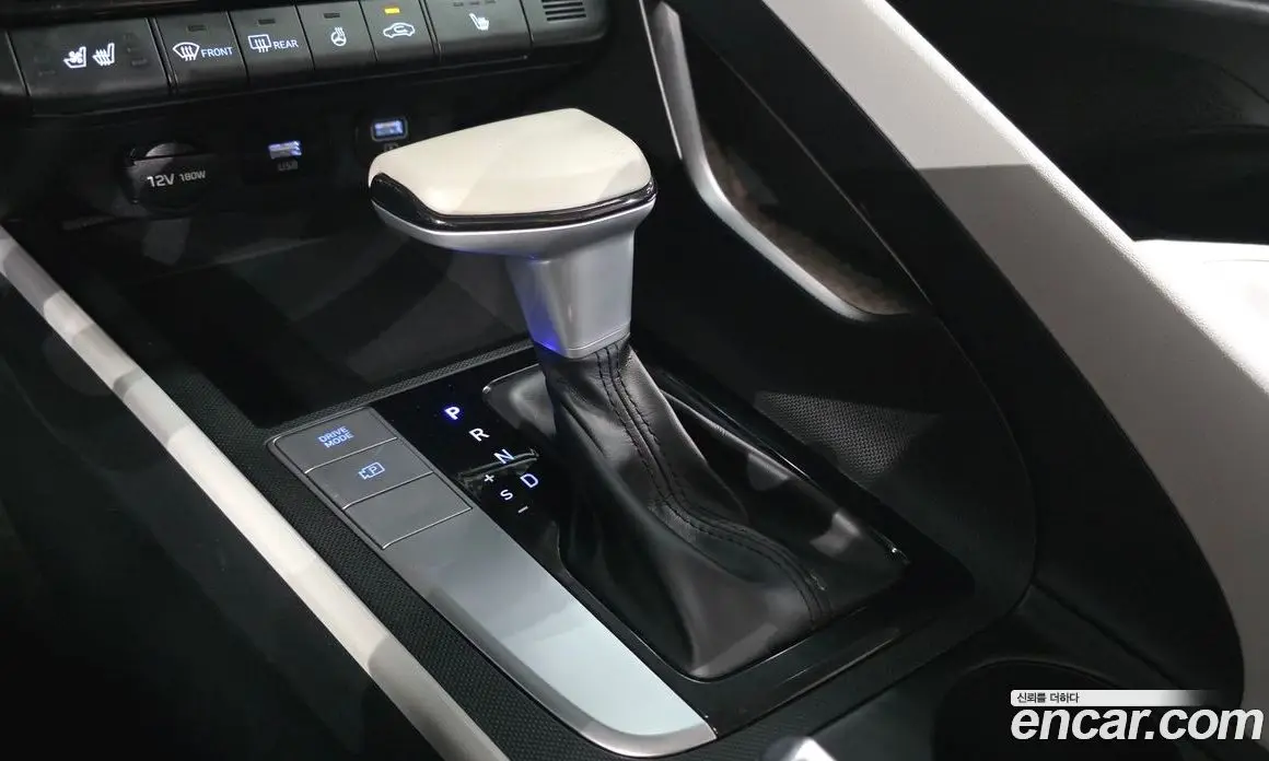 Hyundai Avante 2020 1.6 автомат (гидро), фото 9