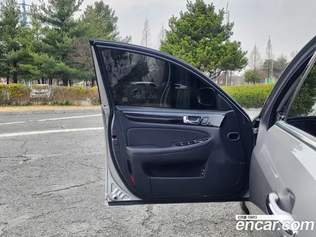 Hyundai Genesis 2011 3.3 автомат (гидро), миниатюра 12