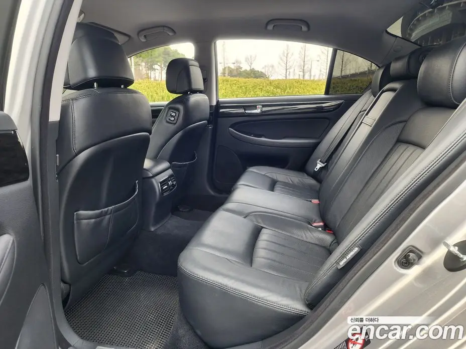 Hyundai Genesis 2011 3.3 автомат (гидро), фото 15 Hyundai Genesis 2011 3.3 автомат (гидро), фото 15