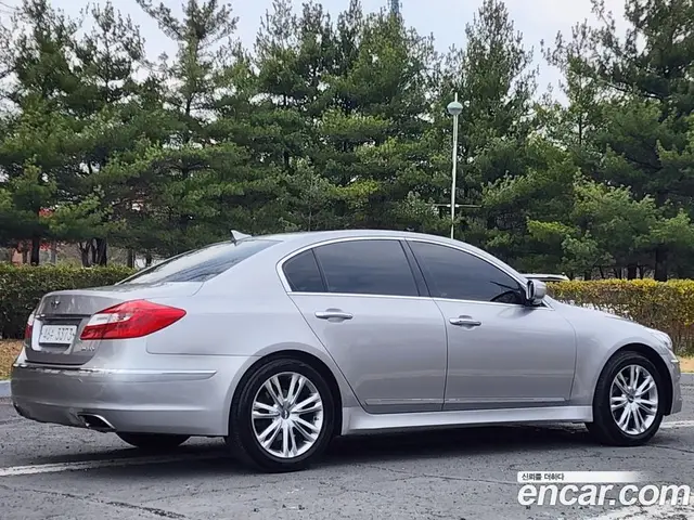 Hyundai Genesis 2011 3.3 автомат (гидро), миниатюра 6 Hyundai Genesis 2011 3.3 автомат (гидро), миниатюра 6