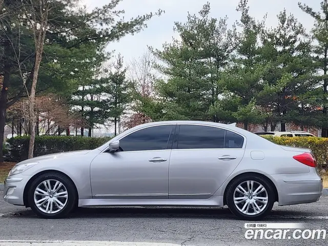 Hyundai Genesis 2011 3.3 автомат (гидро), миниатюра 8 Hyundai Genesis 2011 3.3 автомат (гидро), миниатюра 8