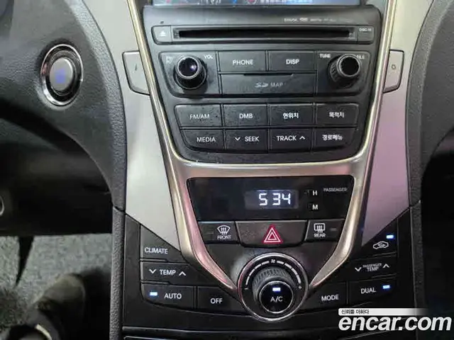 Hyundai Grandeur 2013 2.4 автомат (гидро), миниатюра 11