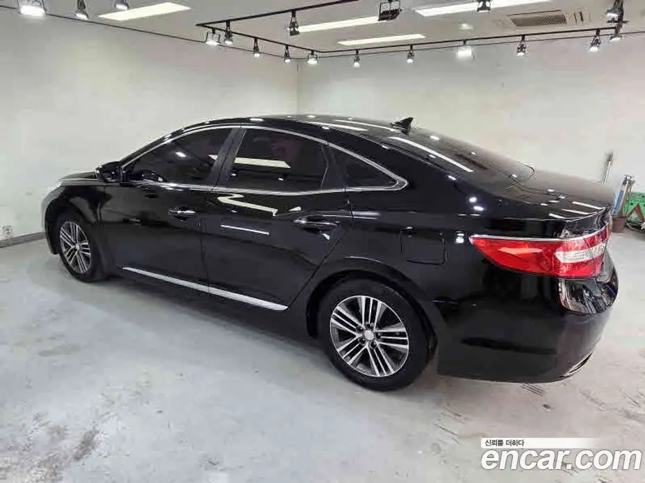 Hyundai Grandeur 2013 2.4 автомат (гидро), фото 7
