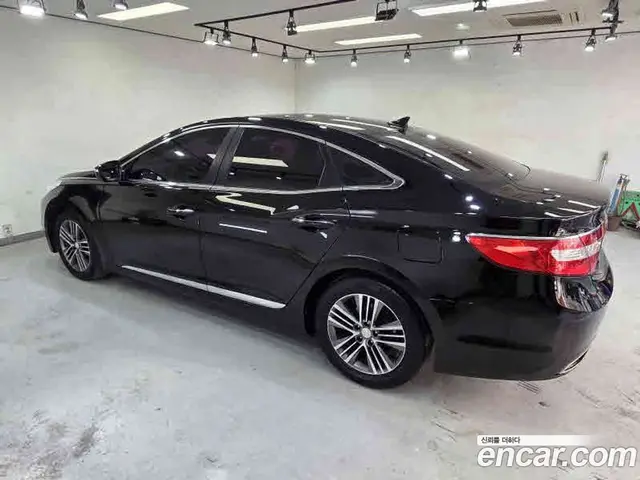 Hyundai Grandeur 2013 2.4 автомат (гидро), миниатюра 7