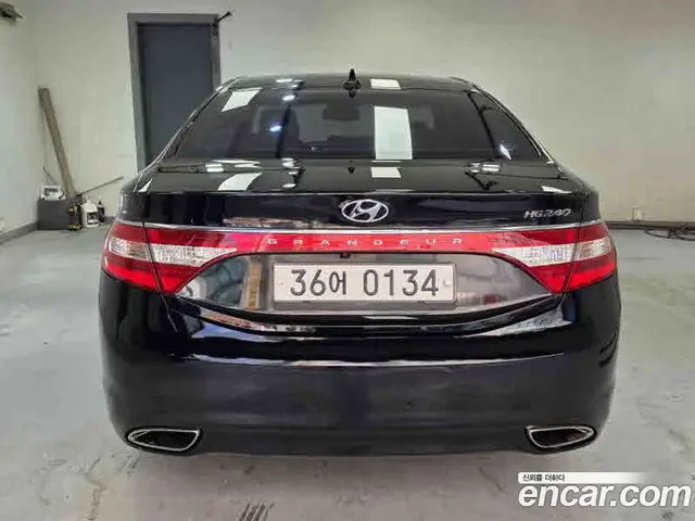 Hyundai Grandeur 2013 2.4 автомат (гидро), миниатюра 8