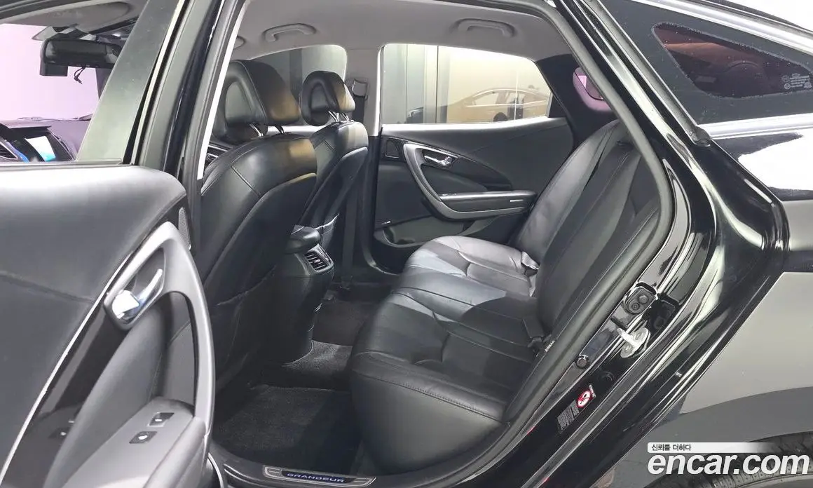Hyundai Grandeur 2016 2.4 автомат (гидро), фото 16 Hyundai Grandeur 2016 2.4 автомат (гидро), фото 16