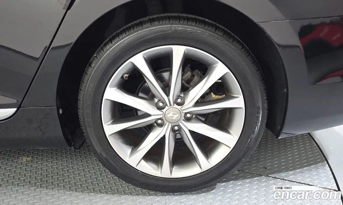 Hyundai Grandeur 2016 2.4 автомат (гидро), фото 7 Hyundai Grandeur 2016 2.4 автомат (гидро), фото 7