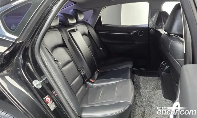 Hyundai Grandeur 2016 2.2 автомат (гидро), миниатюра 11 Hyundai Grandeur 2016 2.2 автомат (гидро), миниатюра 11