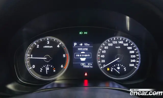 Hyundai Grandeur 2016 2.2 автомат (гидро), миниатюра 8 Hyundai Grandeur 2016 2.2 автомат (гидро), миниатюра 8