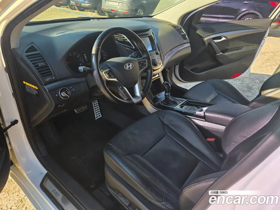 Hyundai i40 2013 2.0 автомат (гидро), фото 9