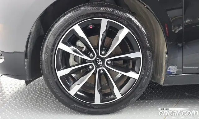 Hyundai i40 2016 1.7 автомат (гидро), миниатюра 5 Hyundai i40 2016 1.7 автомат (гидро), миниатюра 5