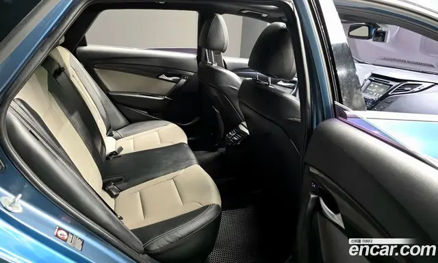 Hyundai i40 2016 1.7 автомат (гидро), миниатюра 11