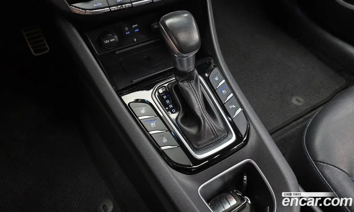 Hyundai Ioniq 2016 1.6 автомат (гидро), фото 9