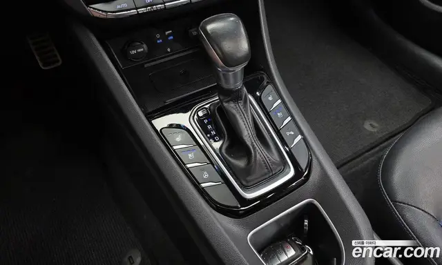 Hyundai Ioniq 2016 1.6 автомат (гидро), миниатюра 9