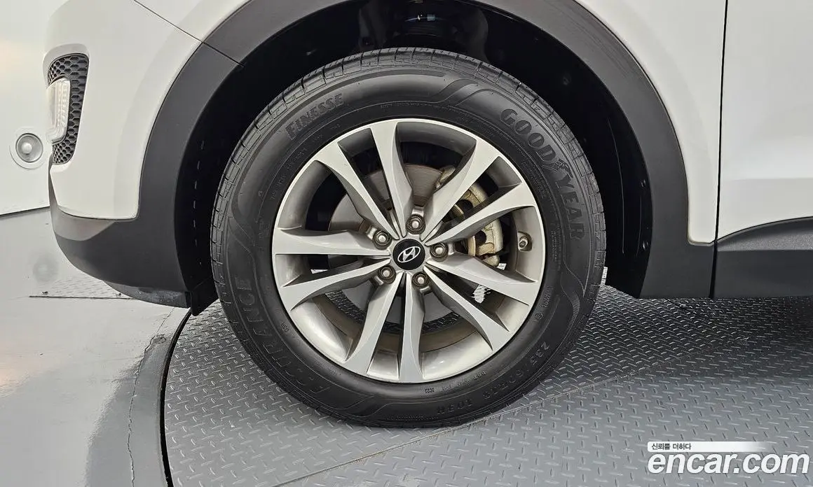 Hyundai Santa Fe 2015 2.0 автомат (гидро), фото 5