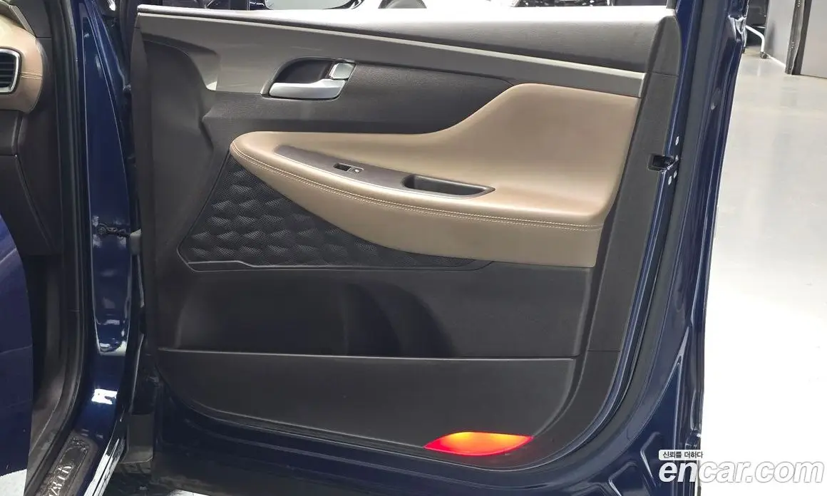 Hyundai Santa Fe 2019 2.0 автомат (гидро), фото 15