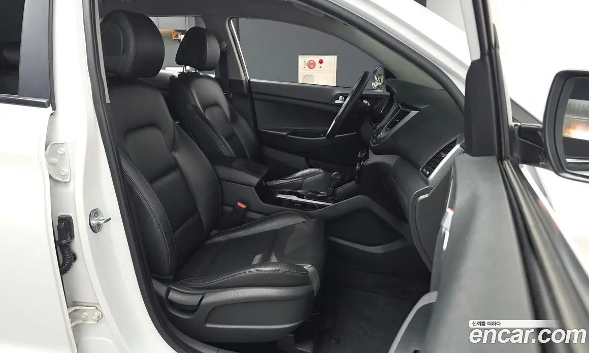 Hyundai Tucson 2015 2.0 автомат (гидро), фото 11