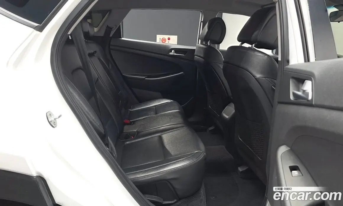 Hyundai Tucson 2015 2.0 автомат (гидро), фото 12