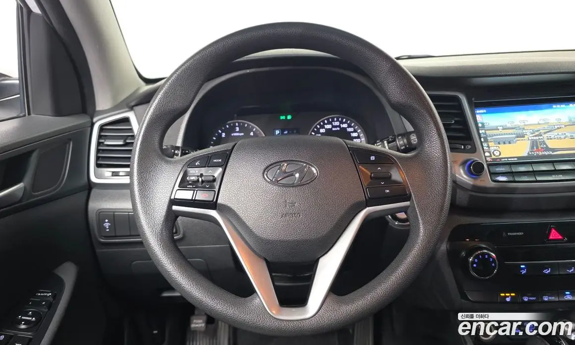 Hyundai Tucson 2015 2.0 автомат (гидро), фото 13
