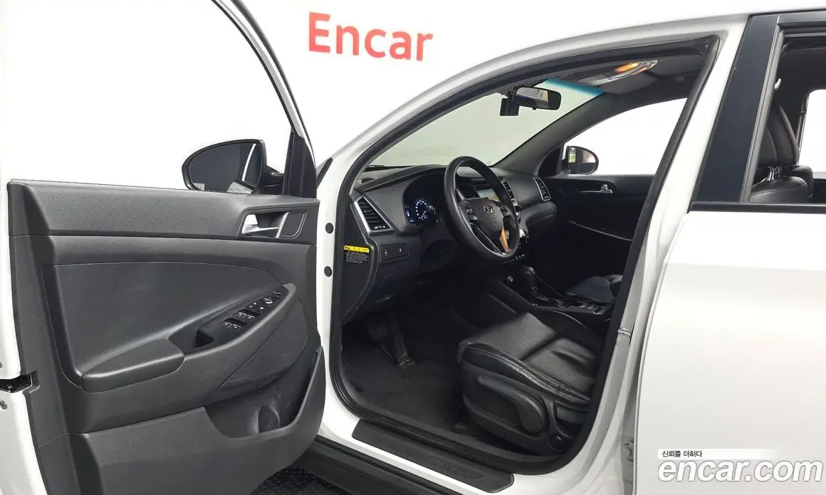 Hyundai Tucson 2015 2.0 автомат (гидро), фото 10