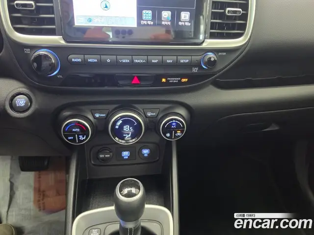 Hyundai Venue 2020 1.6 автомат (гидро), миниатюра 9