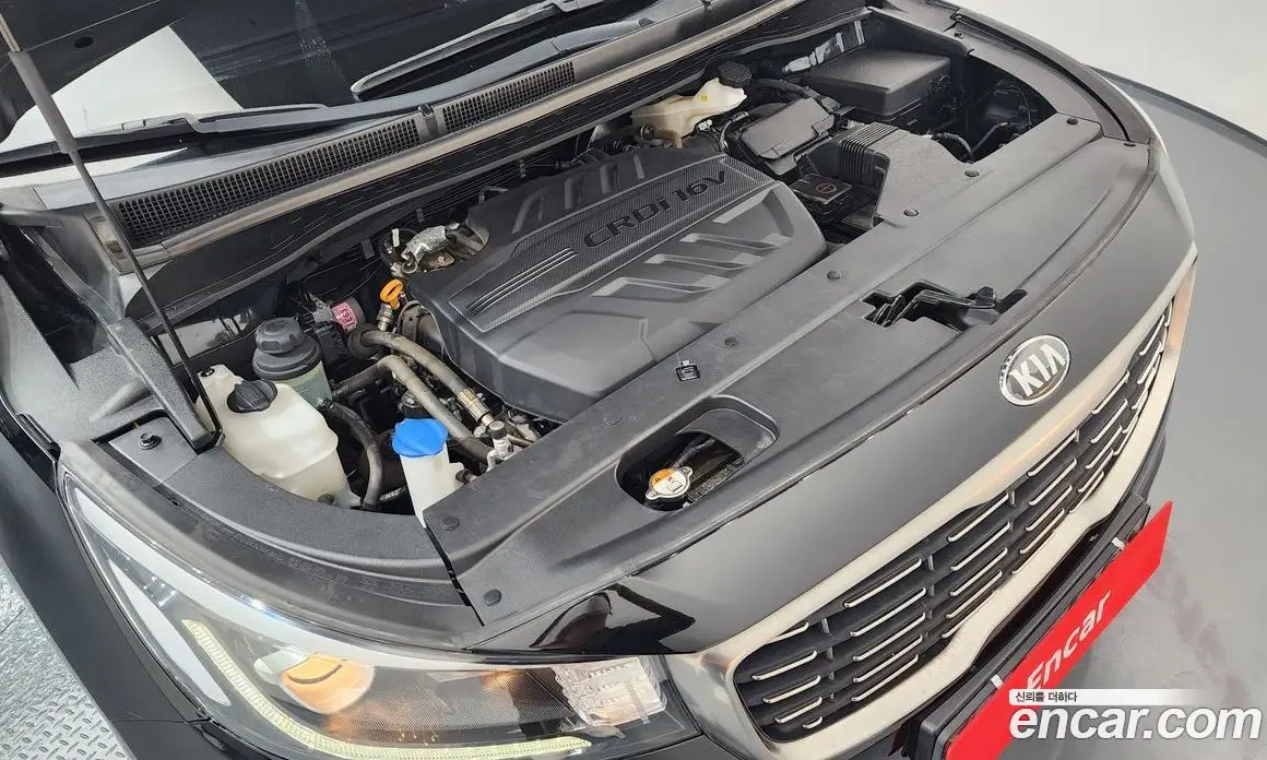 Kia Carnival 2020 2.2 автомат (гидро), фото 6
