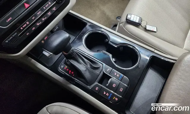 Kia Carnival 2020 2.2 автомат (гидро), миниатюра 9
