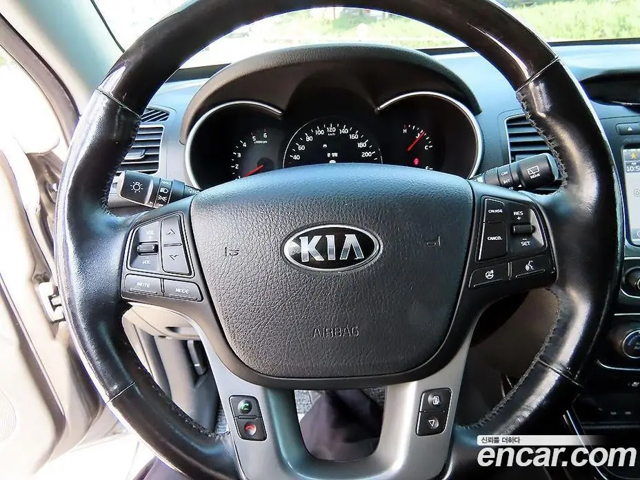 Kia Sorento 2012 2.0 автомат (гидро), фото 8 Kia Sorento 2012 2.0 автомат (гидро), фото 8
