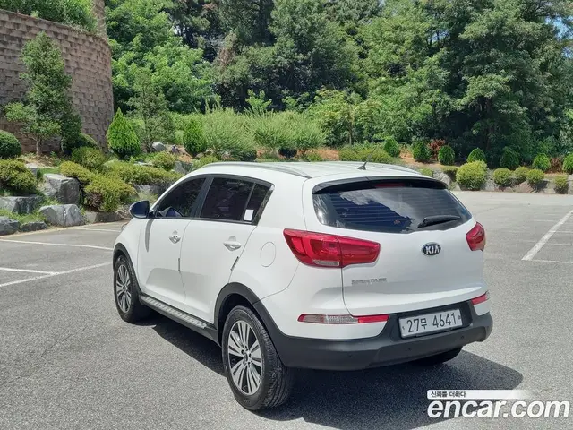 Kia Sportage 2014 2.0 автомат (гидро), миниатюра 4