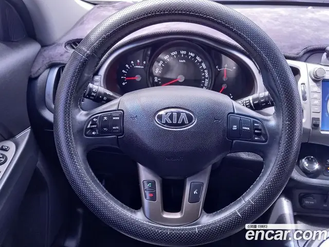 Kia Sportage 2014 2.0 автомат (гидро), миниатюра 9