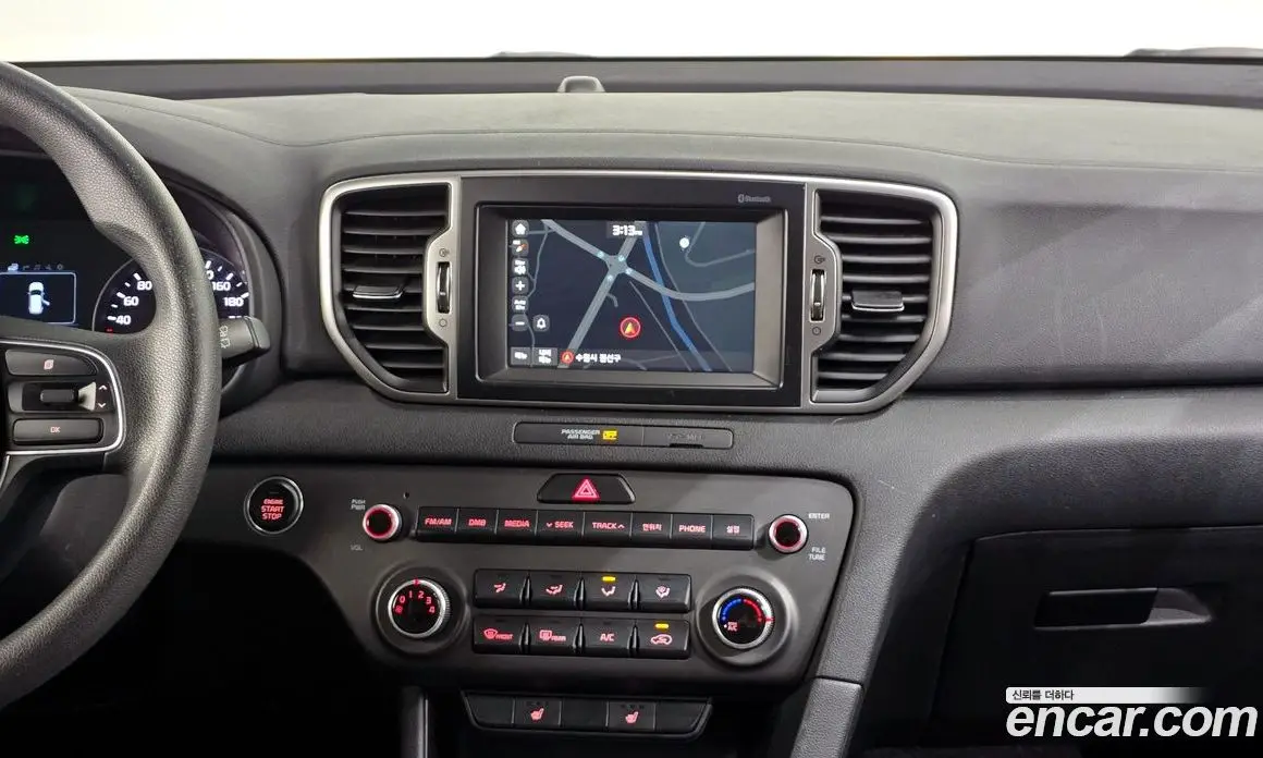 Kia Sportage 2016 1.7 автомат (гидро), фото 14