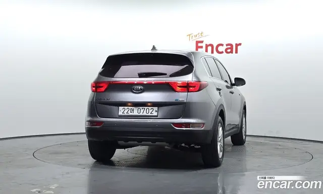 Kia Sportage 2016 1.7 автомат (гидро), миниатюра 4