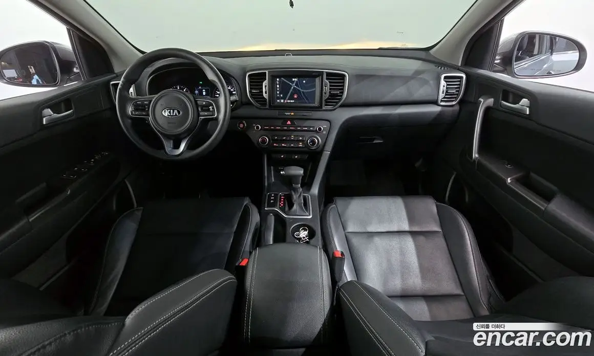 Kia Sportage 2016 1.7 автомат (гидро), фото 7