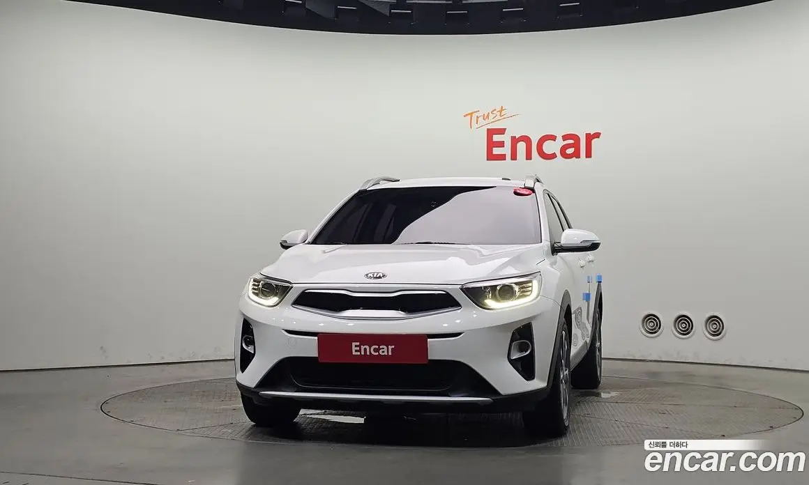 Kia Stonic 2018 1.6 автомат (гидро), фото 3