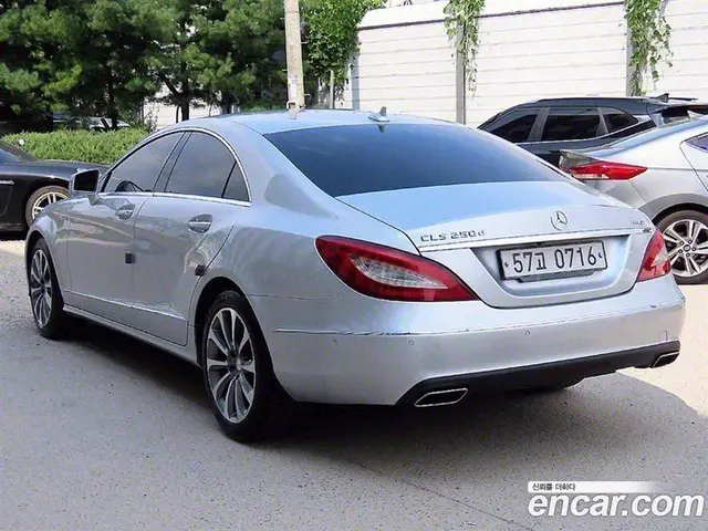 Mercedes-Benz CLS-Class 2016 2.1 автомат (гидро), миниатюра 3