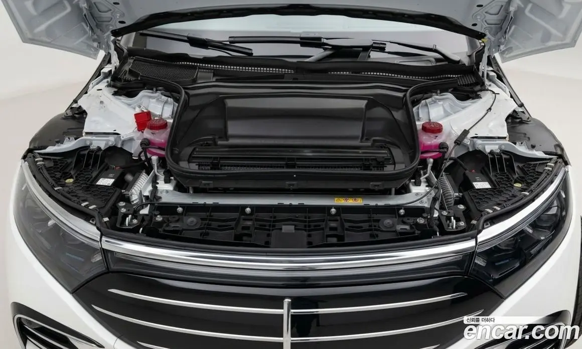 Mercedes-Benz EQS 2025 0.3 автомат (гидро), фото 6