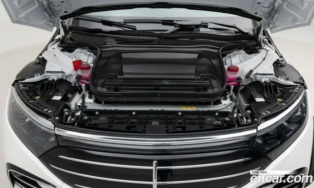 Mercedes-Benz EQS 2025 0.3 автомат (гидро), миниатюра 6