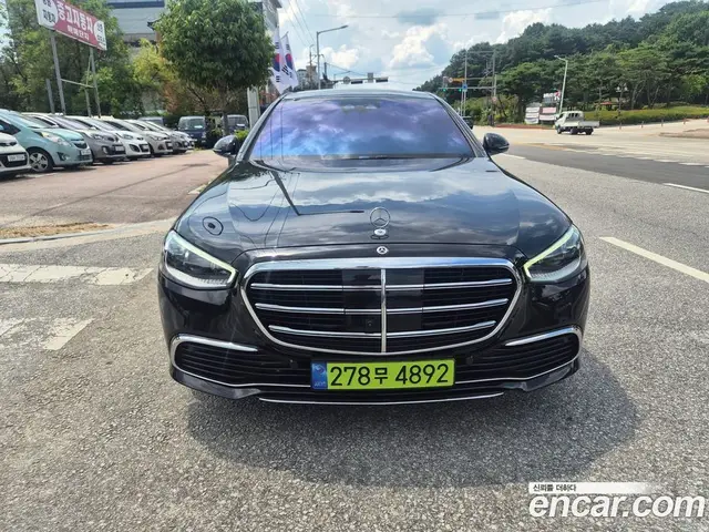 Mercedes-Benz S-Class, 2025, 70 821 км