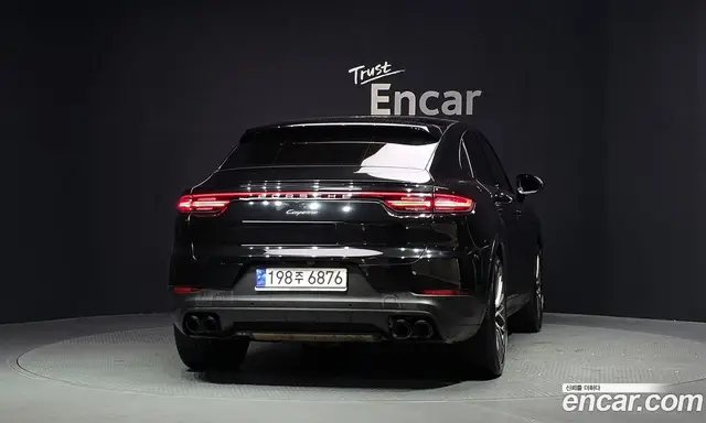 Porsche Cayenne 2023 3.0 автомат (гидро), миниатюра 4